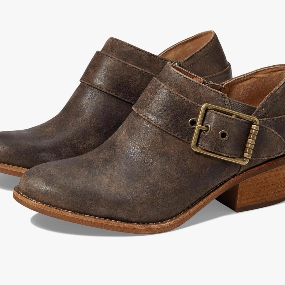 Sofft Alvie Aqua Waterproof Leather Bootie NEW!